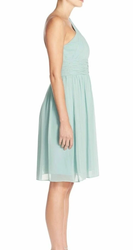 Vestido Donna Morgan para mujer de un hombro de gasa entallado y acampanado como nuevo talla 10 Foto 3 de 4