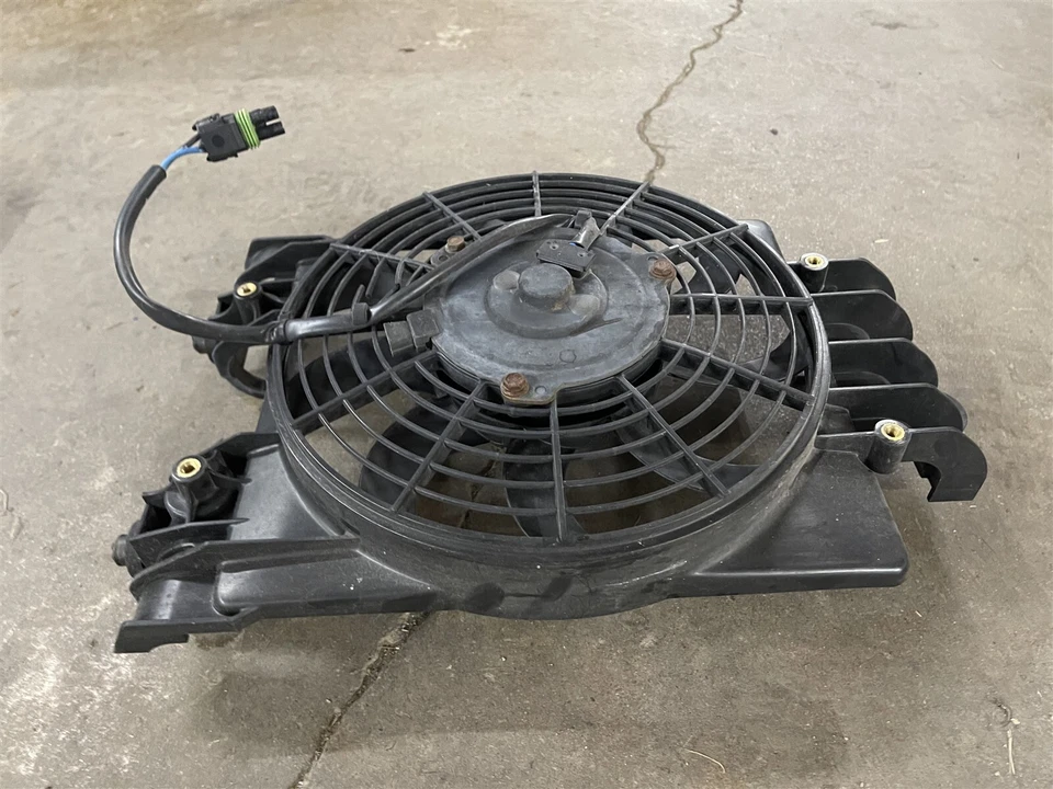 Ventilador de refrigeración radiador Can-Am Spyder RT-S SE5 RT RS ST STS RSS 12 13 14 15 16 OEM Foto 2 de 3