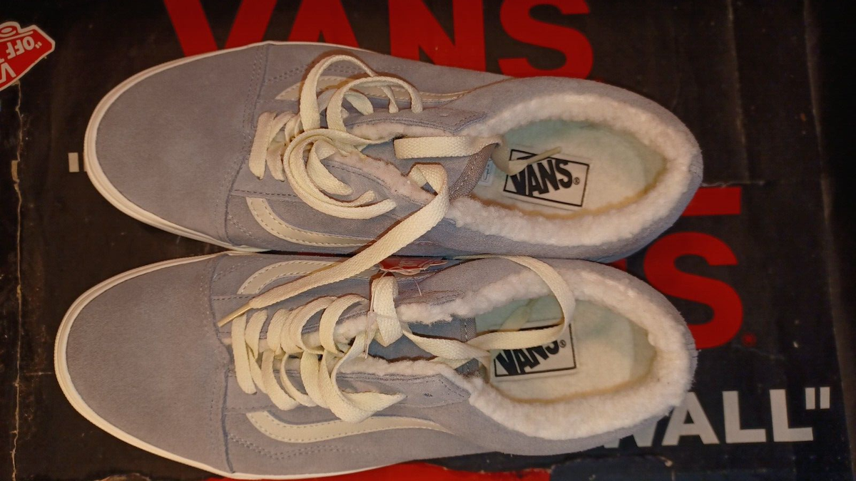 Vans Men 10 Old Skool Cozy Hug Sherpa Suede Drizzle/Marshmallow