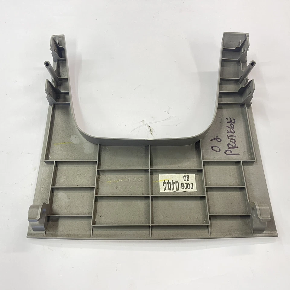 2002 Mazda Protege левая приборная панель нижняя рулевая колонка отделка панель коленный валик 02 03 - Изображение 4 из 4