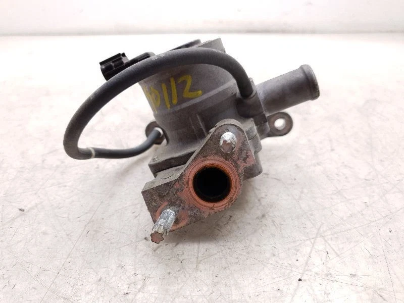 Toyota Tacoma 2005 base 2,7 L tracción trasera con válvula EGR Foto 3 de 4