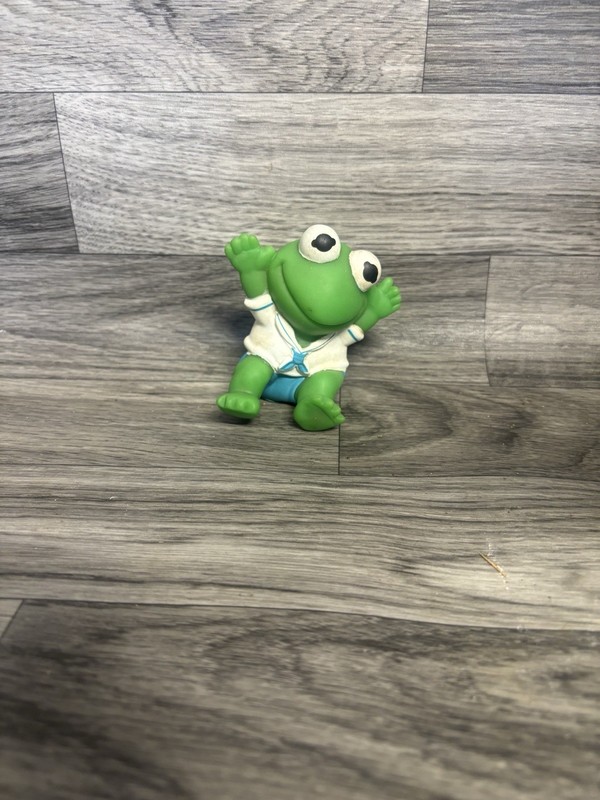 1989 Remco The Muppets Baby Kermit The Frog Toy Figure, Used. Vintage
