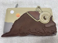Exclusivo de Loungefly: Star Wars - Cartera con solapa Tusken Raider Bantha LEER