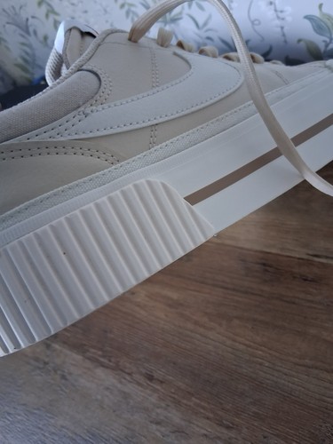 Nike Court legacy Lift beige and white leather ladies size 7 worn twice excellen - Picture 7 of 8