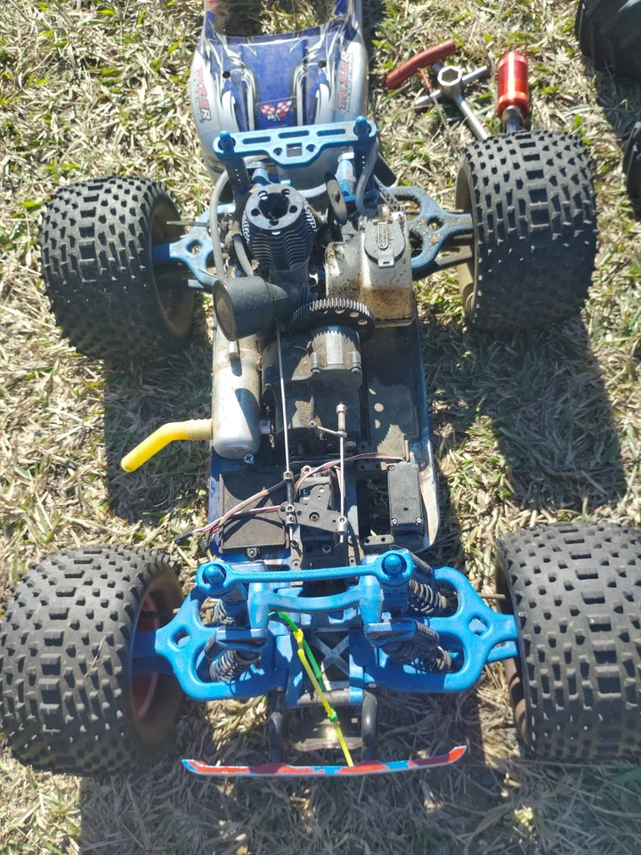 S-Maxx RC Nitro Truck - Image 2 of 4