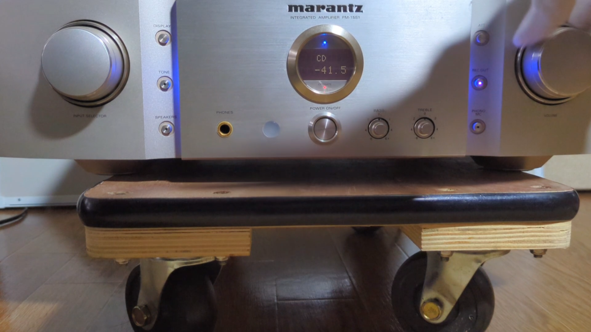 Marantz PM-15S1 Integrated amplifier silver -Tested & Working