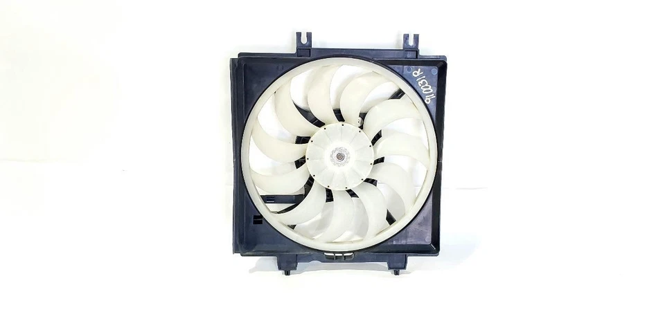 Subaru XV Crosstrek 2013 2017 OEM par de ventiladores condensadores de radiador  Foto 4 de 4