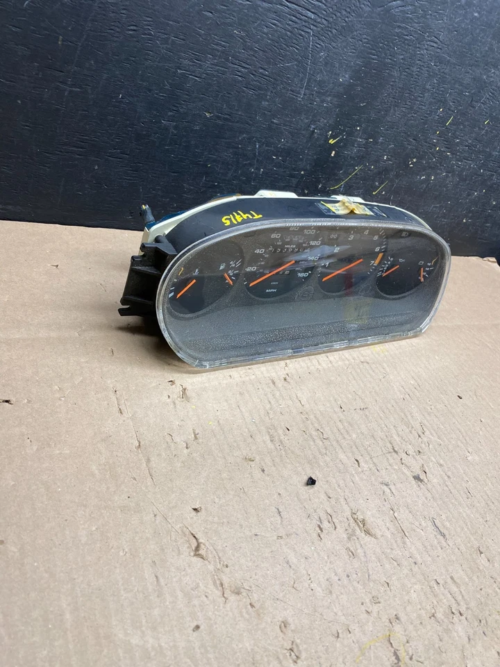 Cuadro de instrumentos velocímetro Porsche 928 1985 a 1986 calibre T4715 PS Foto 2 de 4