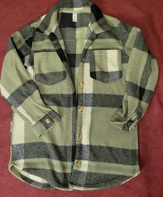 Womans Just Be Size Medium Green Plaid Shirt Cozy  Button Down