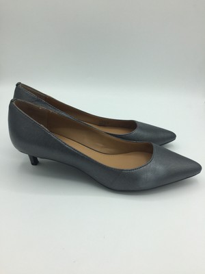 calvin klein gabrianna pump silver