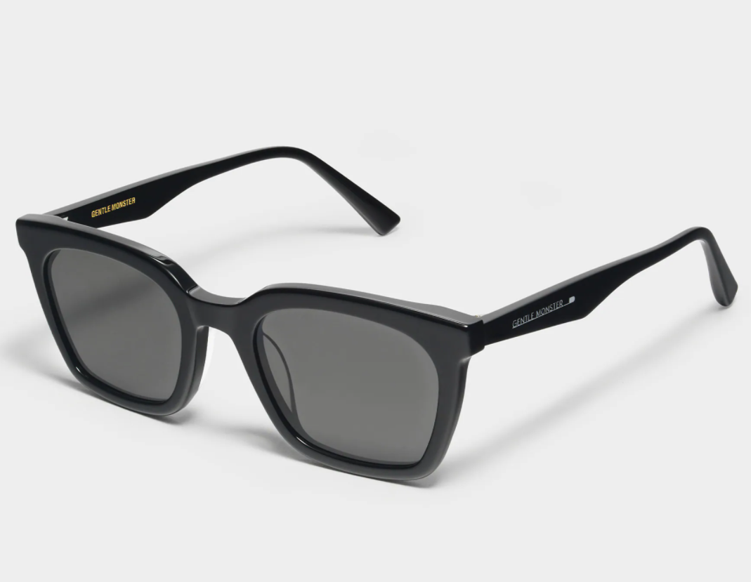 Gentle Monster Sunglasses Momati 01 Black Square Frame Gentle Monster Sunglasses Momati 01 Black Square Frame