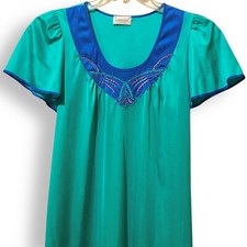 VINTAGE LORRAINE Silky emerald Green NIGHTGOWN Size S Flutter Sleeves Blue Trim