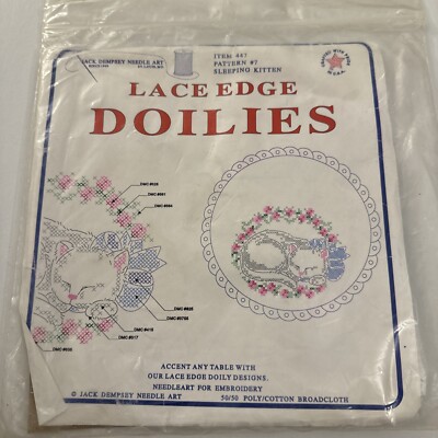 New Lace Edge Doilies Pattern Sleeping Doilies Cat Kitten BB21