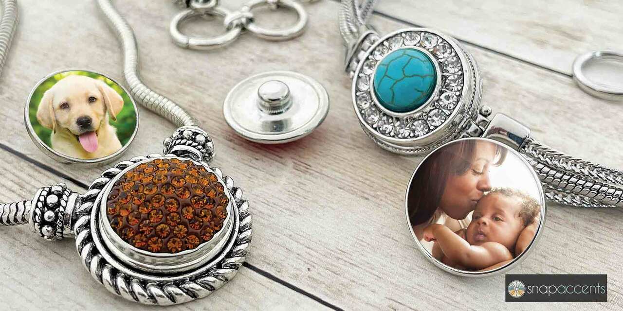 SnapAccents 18mm Piano Key & Red Heart Snap Charm - Interchangeable Jewelry Button For Necklaces, Bracelets, Keychains