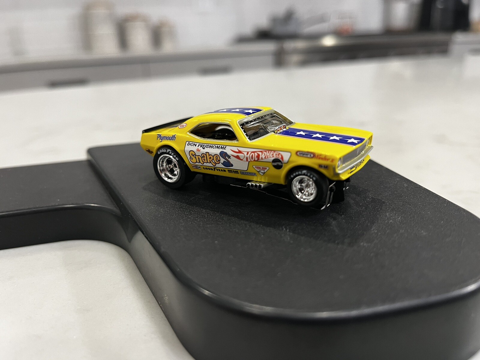 Picture 1 of 10