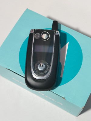 Motorola V600/V620 5 MB GSM 2G MPEG4 750 mAh cell phone