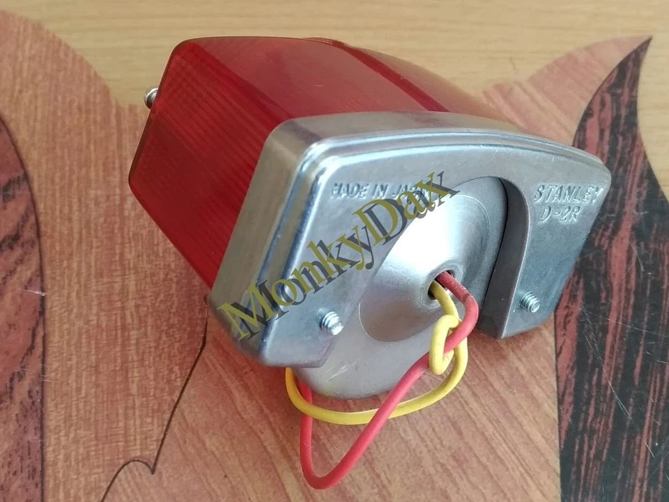 Tail Light for Original Honda C100 C102 C110 C200 CL72 CL77 CL160 CL160D Rear Li - Image 3 of 4