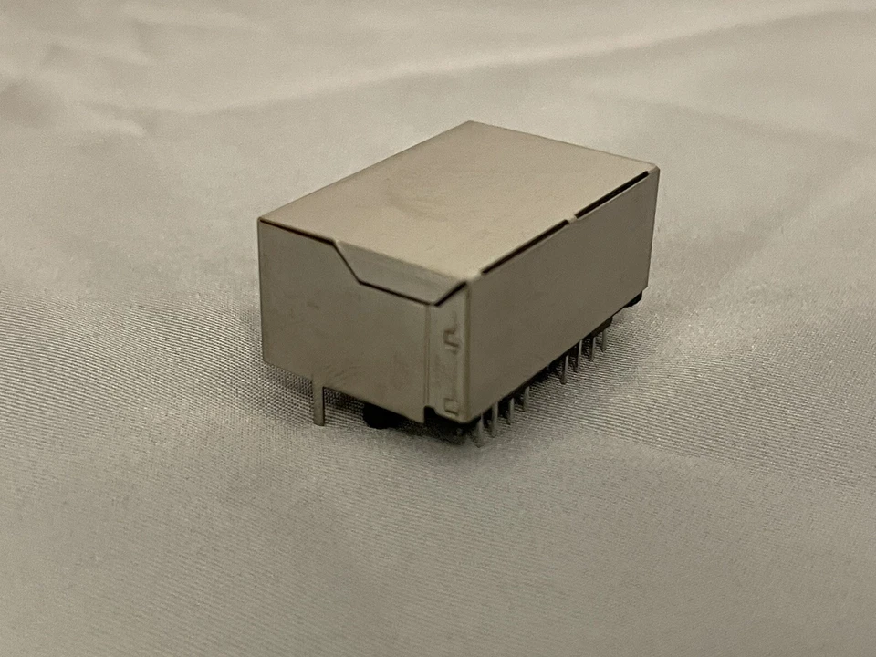 Kycon GSG-NSX-288-457 (110 Count) GANGJACK 2PORT RT 8P8C SHIELD 4 - Image 4 of 4