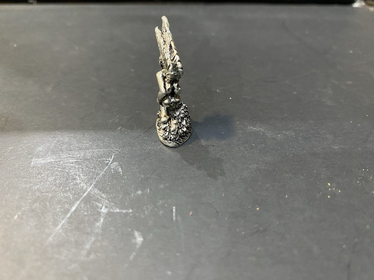VINTAGE CCI #4121 KNEELING PEWTER FAIRY GARDEN FANTASY