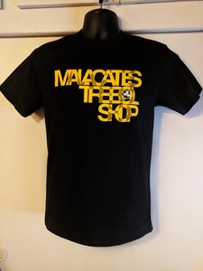 black and royal blue graphic tee