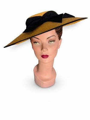 Vintage Wide Brim Straw Cartwheel Hat | 1940s Hollywood Golden Era Paramount