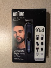 Haarschneider der Marke Braun mit div. Aufsä...