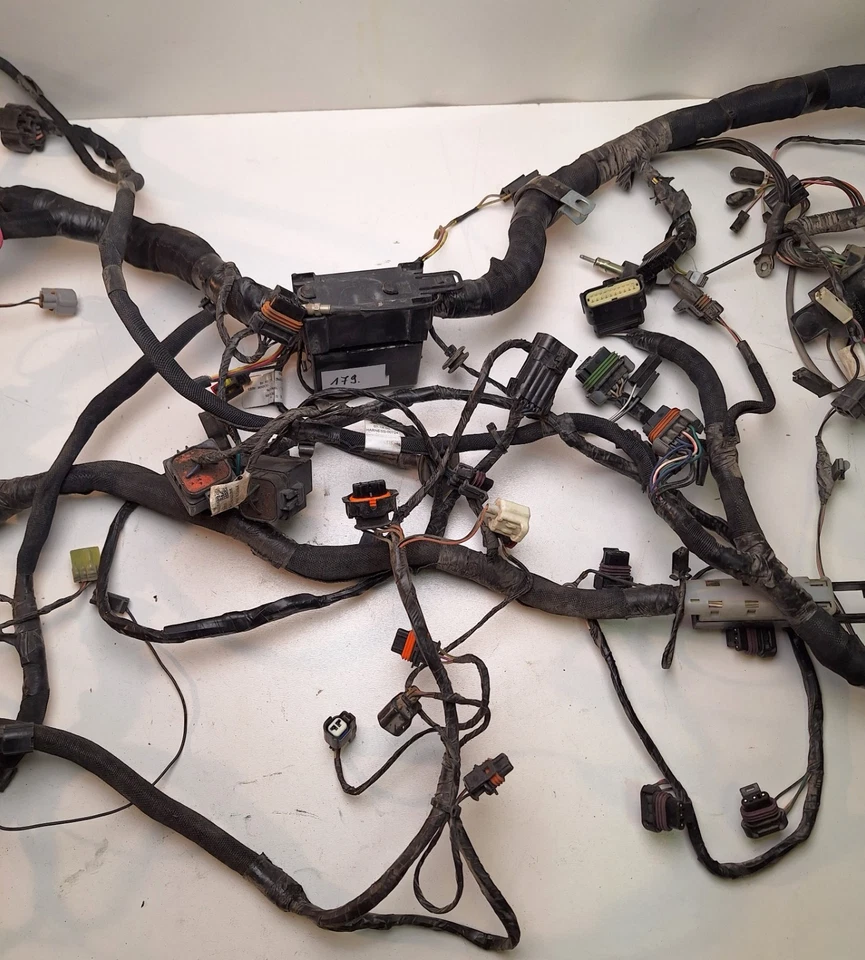 2010 Victory Vision 8-Ball Main Wiring Harness Loom Plugs Relays Used Nr. 179 Foto 4 de 4