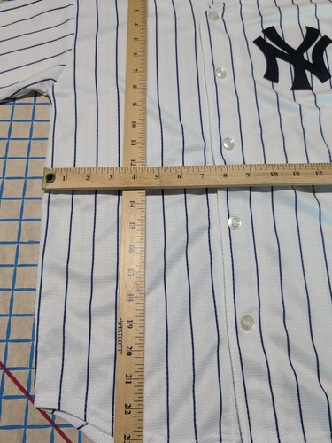 MLB New York Yankees Jersey Majestic Cool Base Youth Medium 10/12 BLANK ~12 - Picture 2 of 10