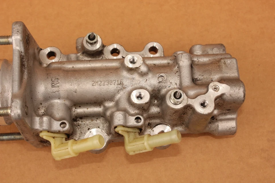 2010-2015 Prius CT200h ABS 泵制动器助推器主缸 — 第 3/4 张图片