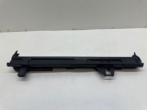 Mercedes-Benz B W246 W242 2013 Halterung Kühler A2465011720 SOM17504