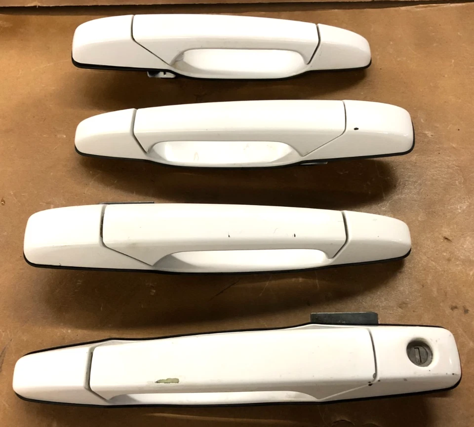 Juego de manijas de puerta Chevy Suburban 2009 2007-2013 Tahoe Yukon Avalanche Escalade Foto 3 de 4