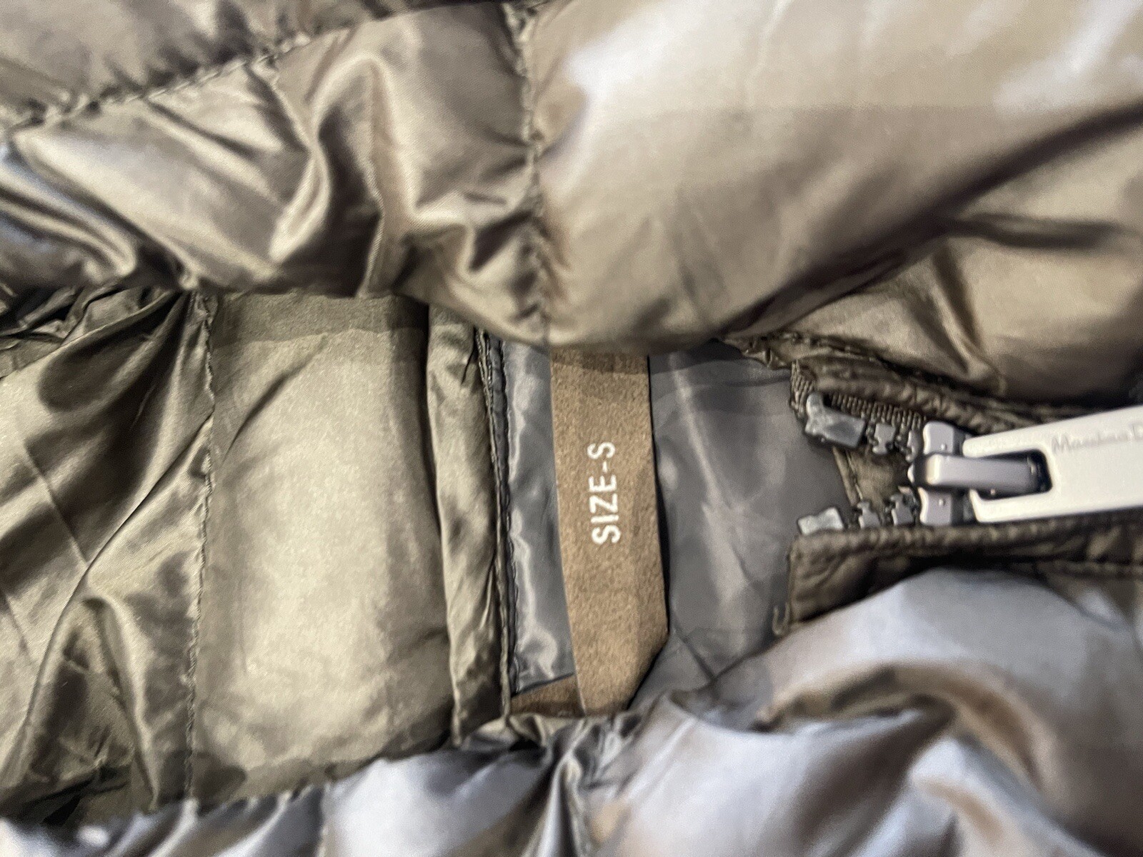 Men’s  Massimo Dutti Puffer Khaki Green Puffer Jacket Size Small New With Tags image 4
