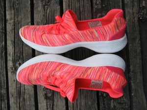 skechers shoes for walking all day