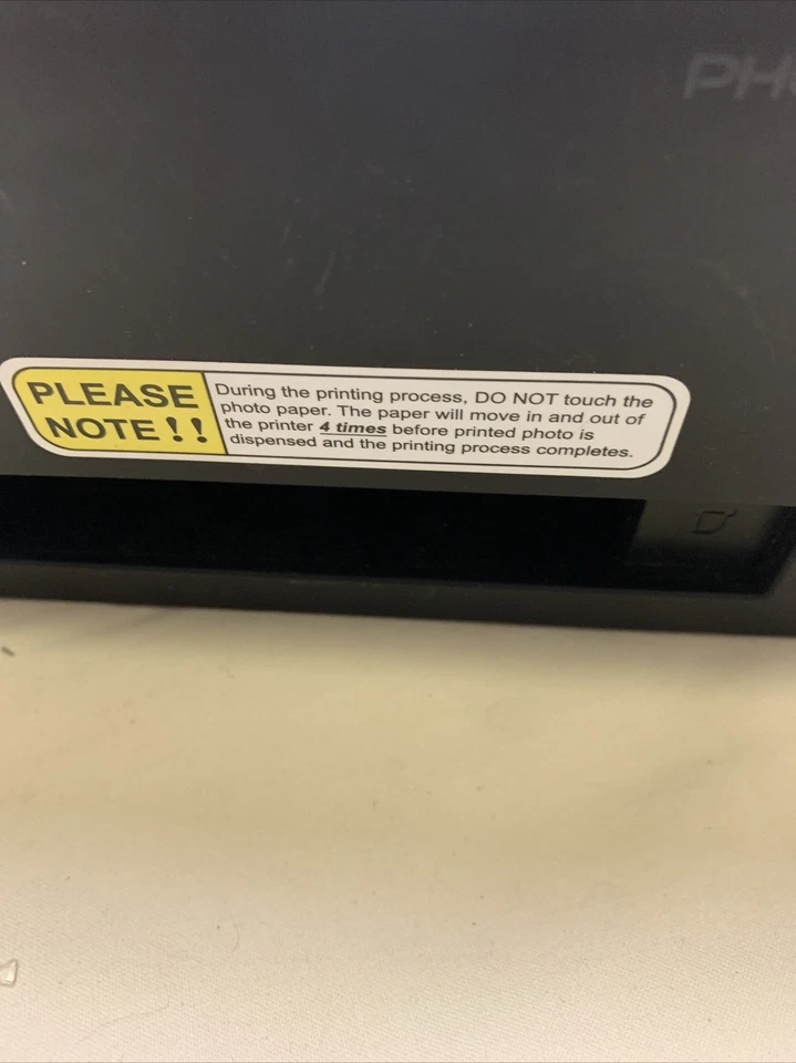 VuPoint Solutions Photo Cube Lightning Connectors IP-P28B-VP Printer - Image 4 of 4