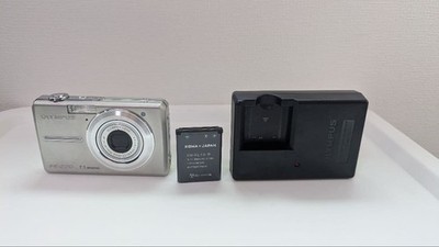 OLYMPUS CAMEDIA FE-220 7.1MP CCD Sensor Retro Digitalkamera Silber