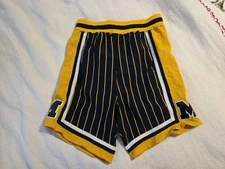University Of Michigan Vintage Men's NCAA Authentic Ripon Game Shorts Size L+1