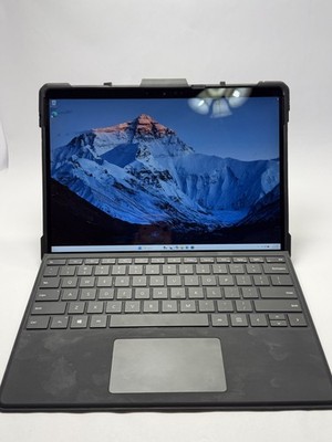 Microsoft Surface Pro 8 i5 11th gen, 8GB, 256GB, w/ type cover and case