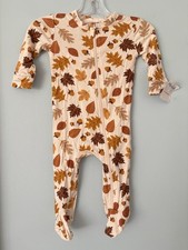 NWT Tres Beau Et Belle 1 Pce White Brown Orange Acorns Leaves Fall Pjs 3-6M