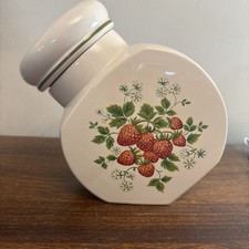 Vintage Hornsea England Strawberry Field Cookie Jar Cottage Country Kitchen 16cm