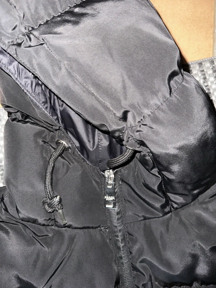 Prada Puffer Jacke Größe S - Bild 4 von 4