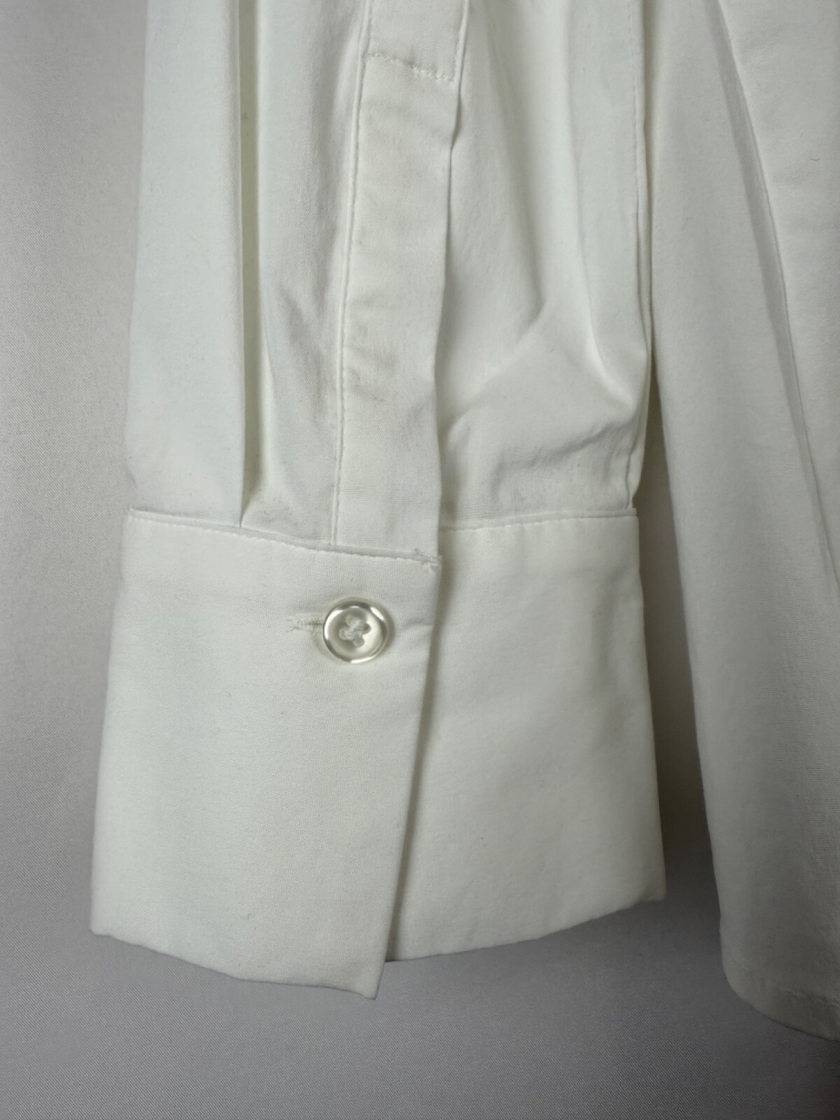 Chico's White Hidden Button Cutout Back Collared … - image 14