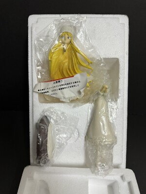 Epoch Leiji Matsumoto Galaxy Express Maetel Cold Cast Statue