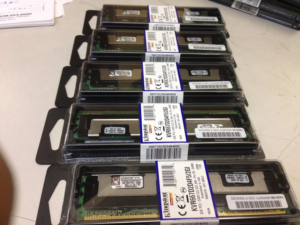 Kingston -  KVR667D2D4F5/2GI - Image 3 of 3