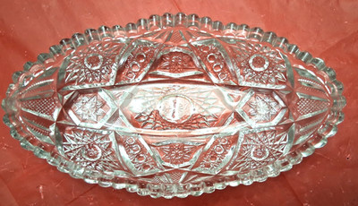 Beautiful Vintage Clear Crystal Etched Relish Candy Dish 8x4