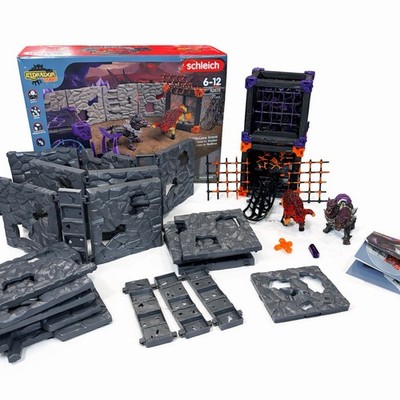 Schleich Eldrador Creatures Battle Cave Arena Playset Comes With Figures