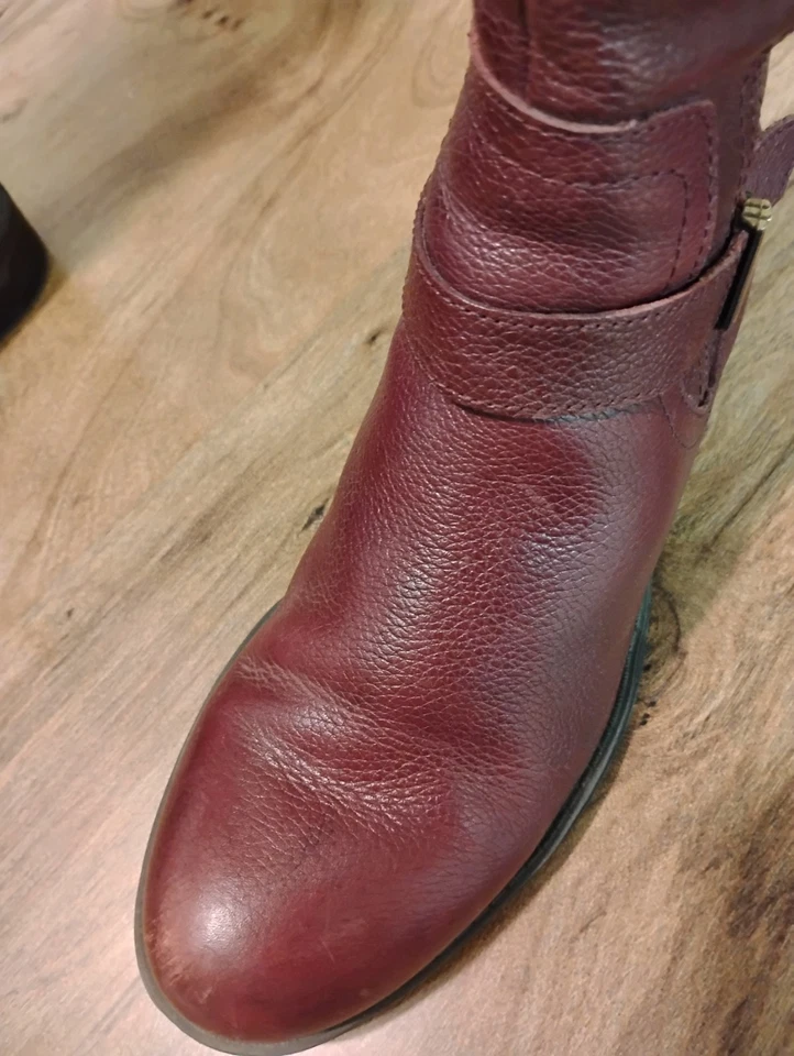 Botas Joan Wine Naturalizer para mujer. Apenas Usado.Talla 7.5 Med. Foto 4 de 4