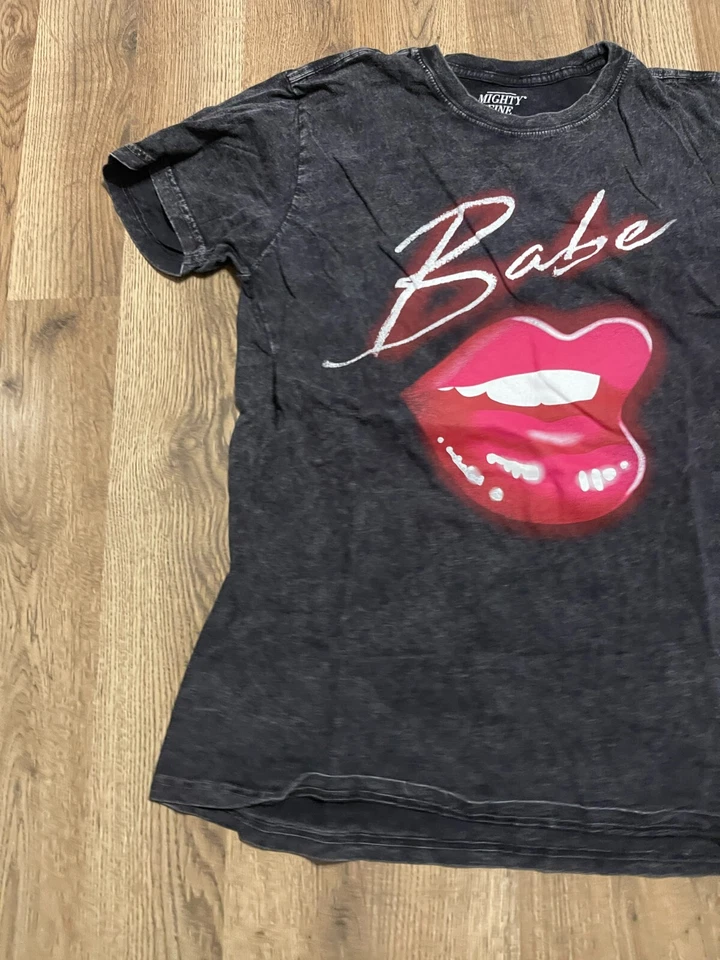 Mighty Fine Shirt, Women's Size Medium, Black, Distressed, BABE with Lips Print - Image 4 of 4
