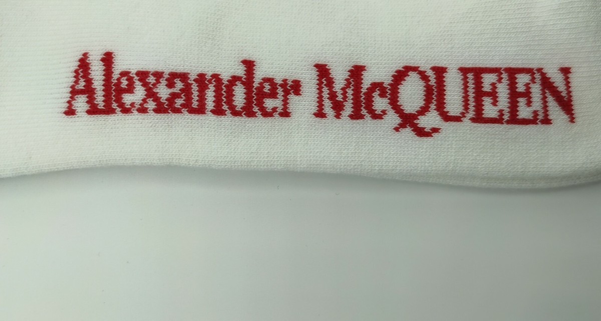 $125 Alexander McQueen Wmn White Mid-Calf Heart Skull Sport $125 Alexander McQueen Wmn White Mid-Calf Heart Skull Sport
