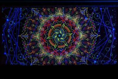Tenture Murale UV Black Light - Art Psychédélique Fluorescent (Andrei Verner)