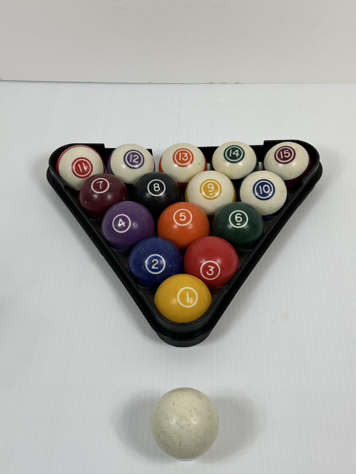 Vintage Complete Set of 16 Billiard Pool Balls cue ball well used